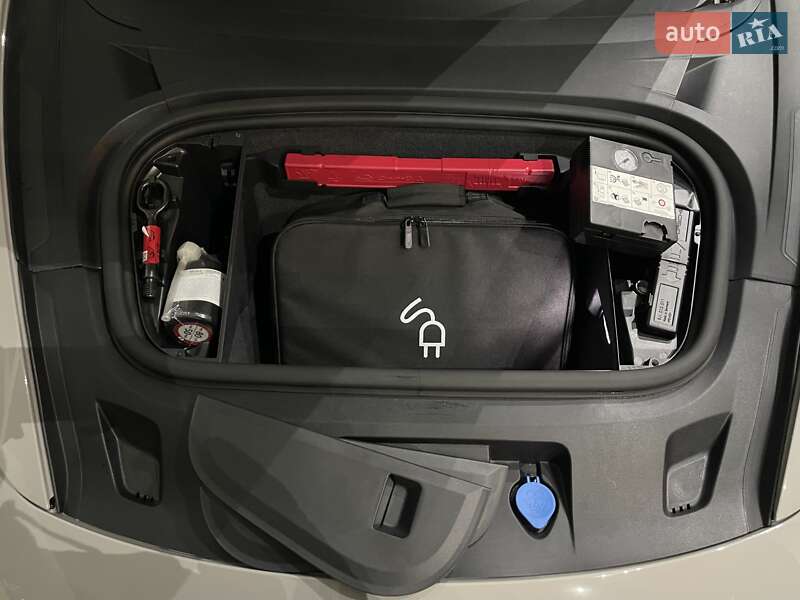 Универсал Porsche Taycan Cross Turismo 2021 в Одессе