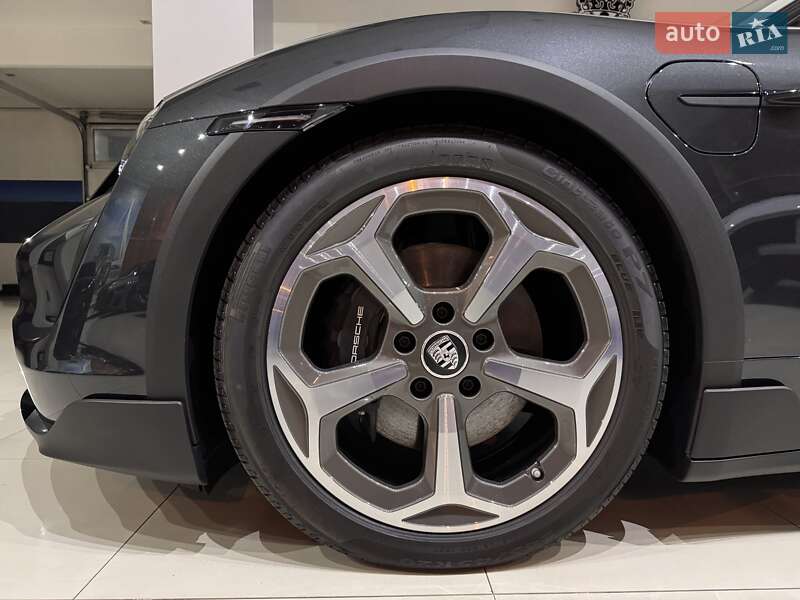 Універсал Porsche Taycan Cross Turismo 2022 в Одесі