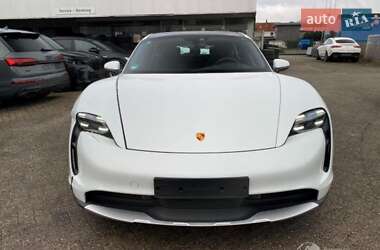 Универсал Porsche Taycan Cross Turismo 2023 в 