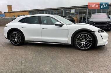 Универсал Porsche Taycan Cross Turismo 2023 в 
