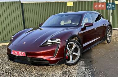 Универсал Porsche Taycan Cross Turismo 2021 в 