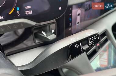 Седан Porsche Taycan Cross Turismo 2023 в 