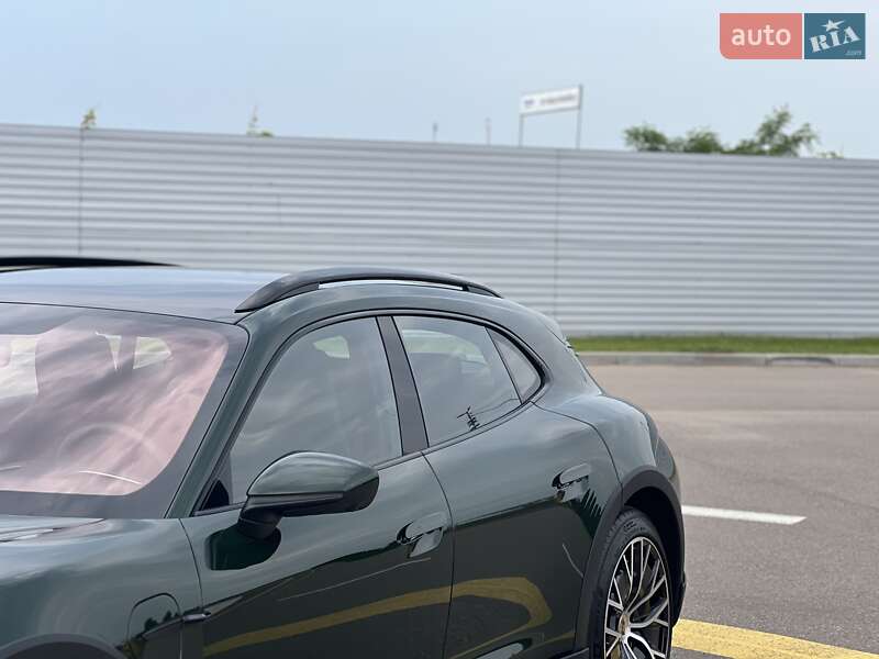 Універсал Porsche Taycan Cross Turismo 2024 в Києві