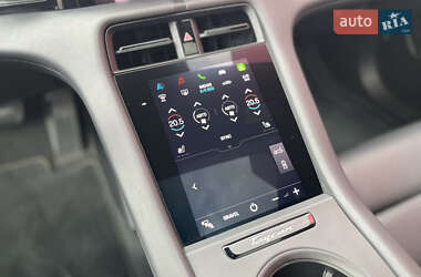 Универсал Porsche Taycan Cross Turismo 2023 в 