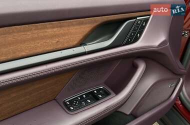 Универсал Porsche Taycan Cross Turismo 2021 в 