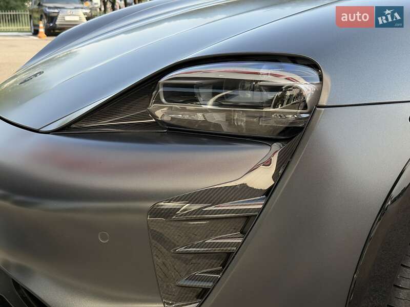 Универсал Porsche Taycan Cross Turismo 2022 в Днепре