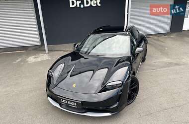 Универсал Porsche Taycan Cross Turismo 2023 в 