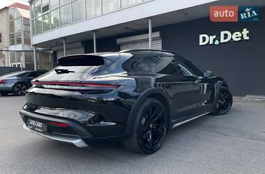 Универсал Porsche Taycan Cross Turismo 2023 в 