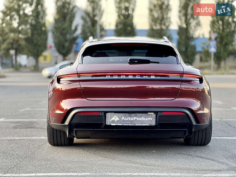Універсал Porsche Taycan Cross Turismo 2021 в Києві