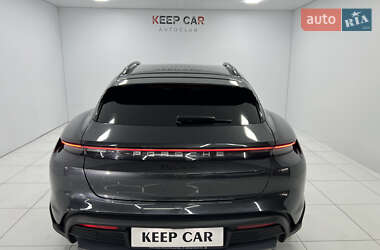 Седан Porsche Taycan Cross Turismo 2021 в 