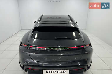 Седан Porsche Taycan Cross Turismo 2021 в 