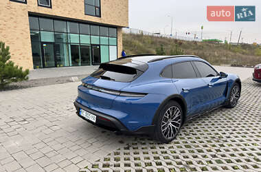 Универсал Porsche Taycan Cross Turismo 2023 в 