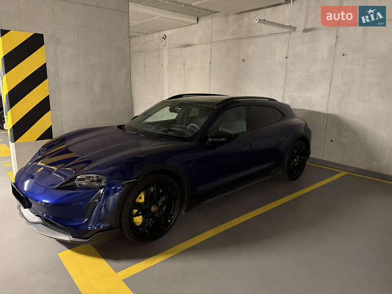 Универсал Porsche Taycan Cross Turismo 2022 в Киеве