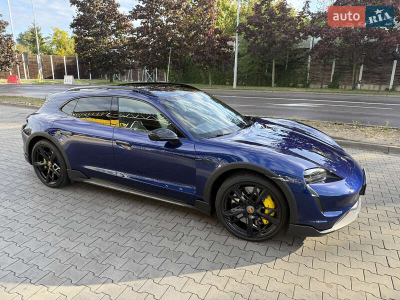 Универсал Porsche Taycan Cross Turismo 2022 в Киеве