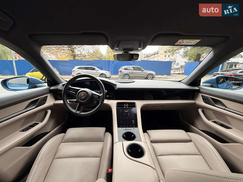 Универсал Porsche Taycan Cross Turismo 2023 в Киеве