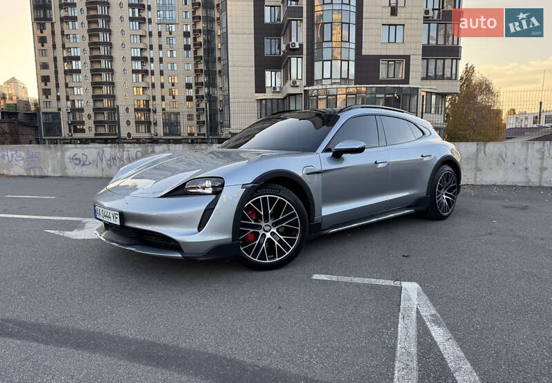 Седан Porsche Taycan Cross Turismo 2021 в Киеве фото 2 Седан Porsche Taycan Cross Turismo 2021 в Киеве
