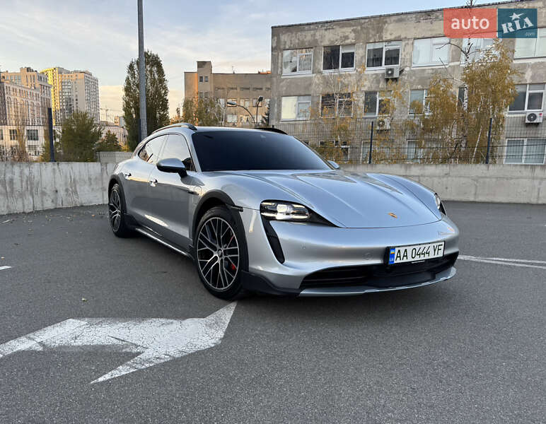 Седан Porsche Taycan Cross Turismo 2021 в Киеве фото 12 Седан Porsche Taycan Cross Turismo 2021 в Киеве