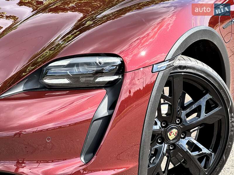 Універсал Porsche Taycan Cross Turismo 2021 в Києві
