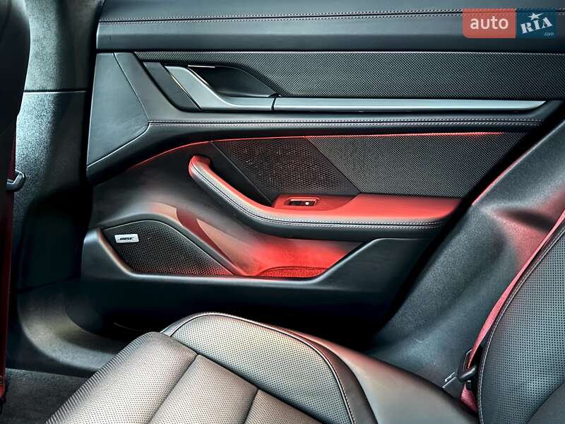 Універсал Porsche Taycan Cross Turismo 2021 в Києві