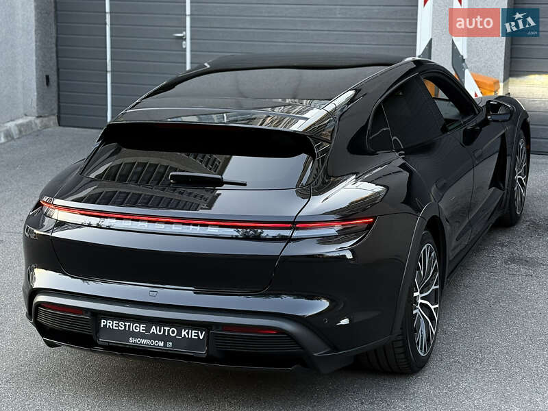 Універсал Porsche Taycan Cross Turismo 2023 в Києві