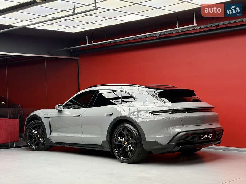 Універсал Porsche Taycan Cross Turismo 2023 в Києві