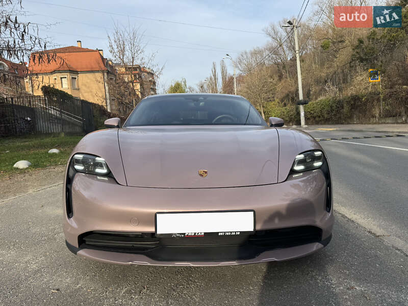 Универсал Porsche Taycan Cross Turismo 2021 в Киеве