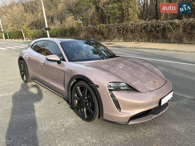 Универсал Porsche Taycan Cross Turismo 2021 в Киеве