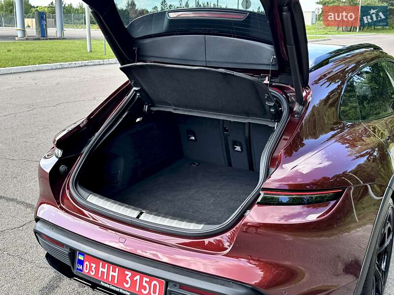 Універсал Porsche Taycan Cross Turismo 2021 в Ковелі фото 25 Універсал Porsche Taycan Cross Turismo 2021 в Ковелі