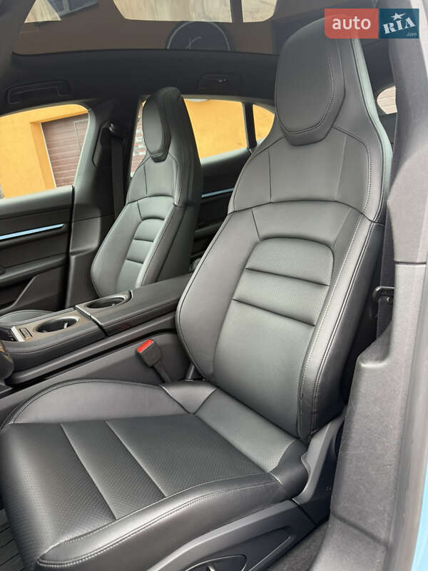 Универсал Porsche Taycan Cross Turismo 2021 в Коломые