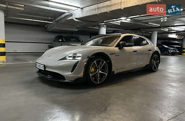Универсал Porsche Taycan Cross Turismo 2023 в Киеве