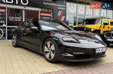 Универсал Porsche Taycan Sport Turismo 2024 в 