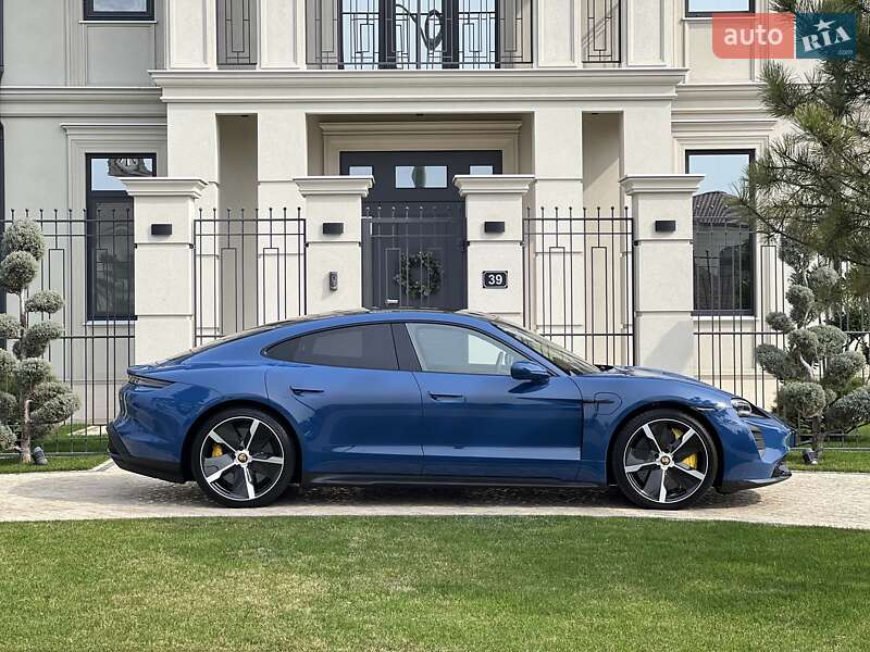 Седан Porsche Taycan 2021 в Одессе