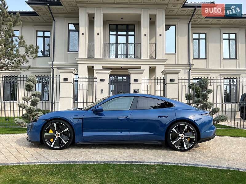 Седан Porsche Taycan 2021 в Одессе