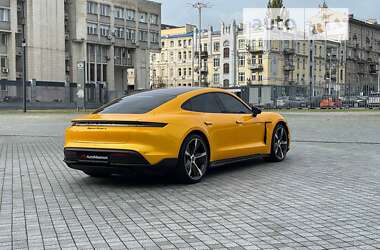 Хетчбек Porsche Taycan 2020 в Києві