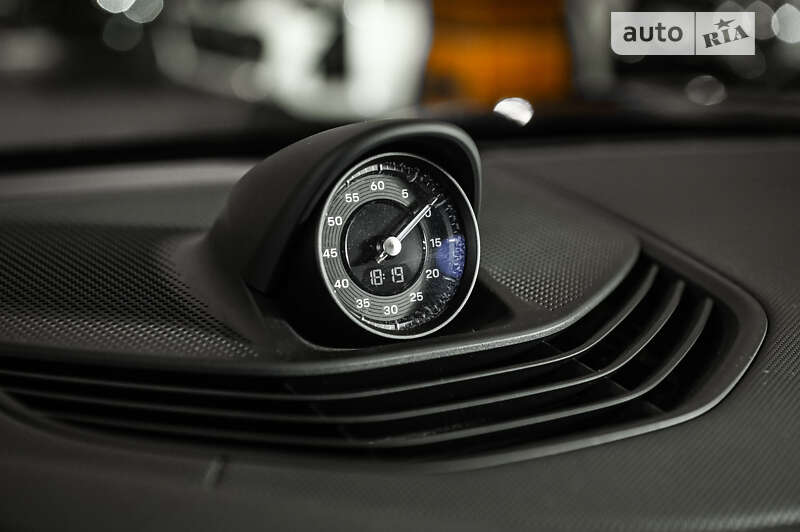 Седан Porsche Taycan 2020 в Одессе