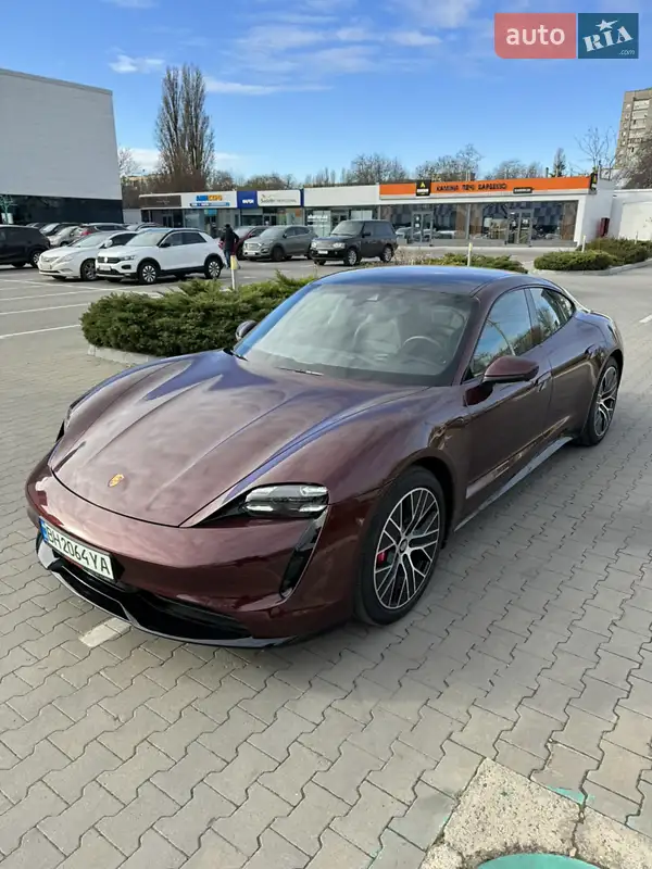 Porsche Taycan