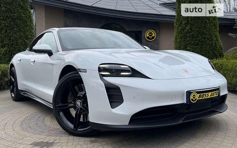 Седан Porsche Taycan 2021 в Львові
