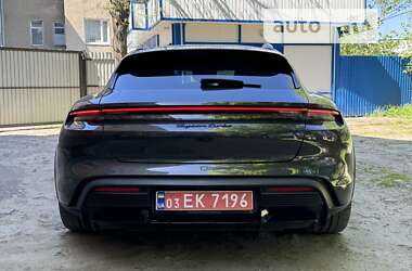 Седан Porsche Taycan 2021 в Киеве