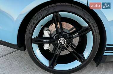 Седан Porsche Taycan 2020 в 