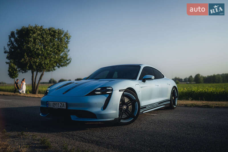 Седан Porsche Taycan 2020 в Полтаве