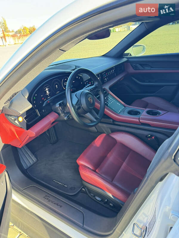 Седан Porsche Taycan 2021 в Одессе