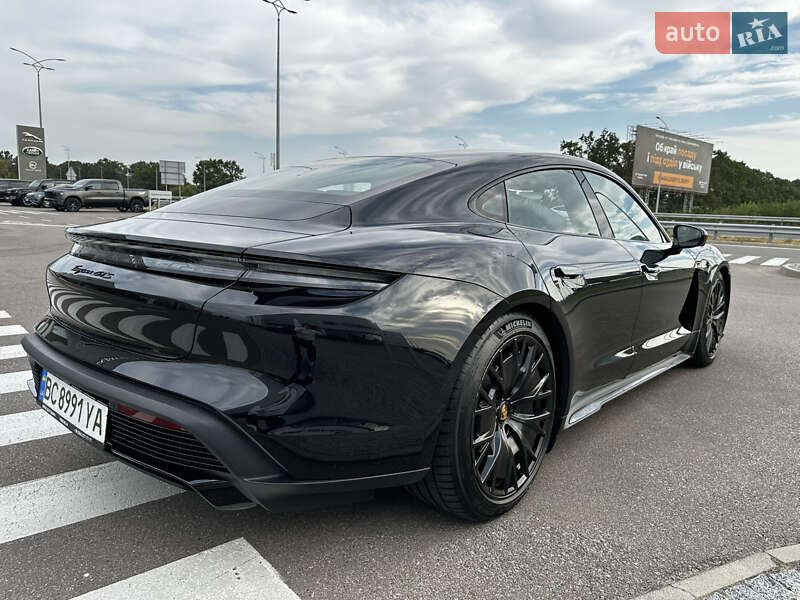 Седан Porsche Taycan 2022 в Львові