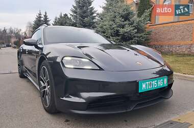 Седан Porsche Taycan 2025 в Києві