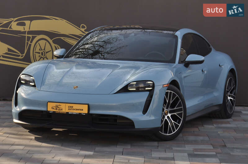Porsche Taycan 2022