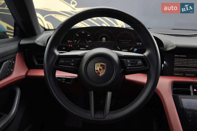 Седан Porsche Taycan 2022 в Киеве