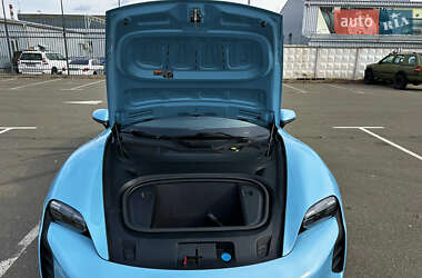 Седан Porsche Taycan 2020 в 