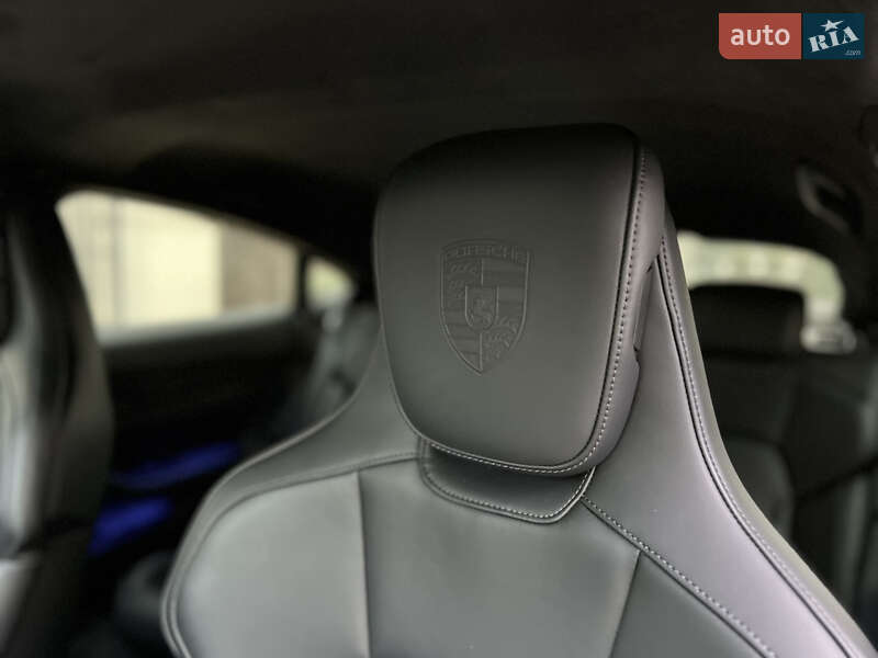 Седан Porsche Taycan 2022 в Одессе