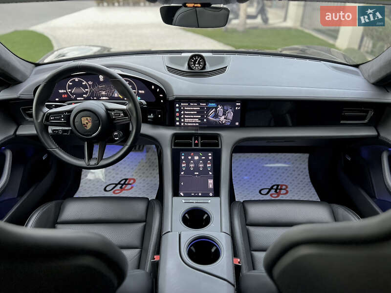 Седан Porsche Taycan 2022 в Одессе