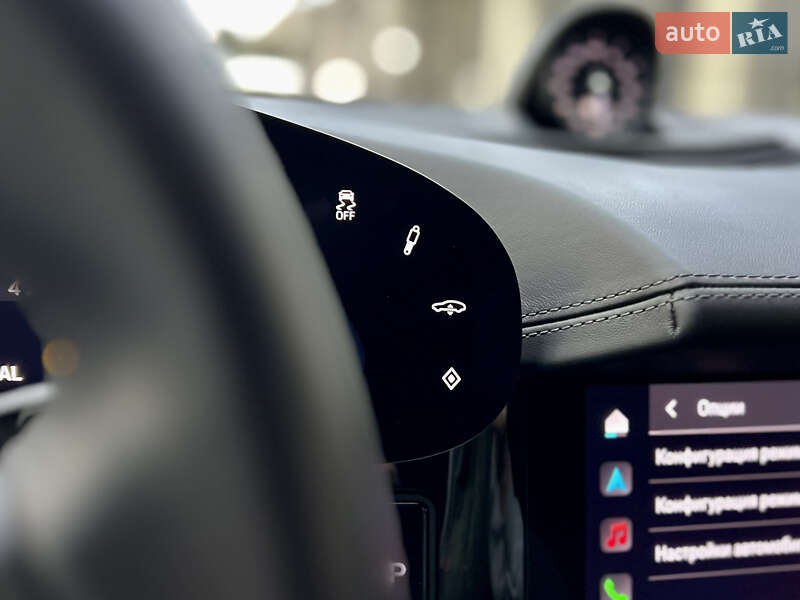 Седан Porsche Taycan 2022 в Одессе