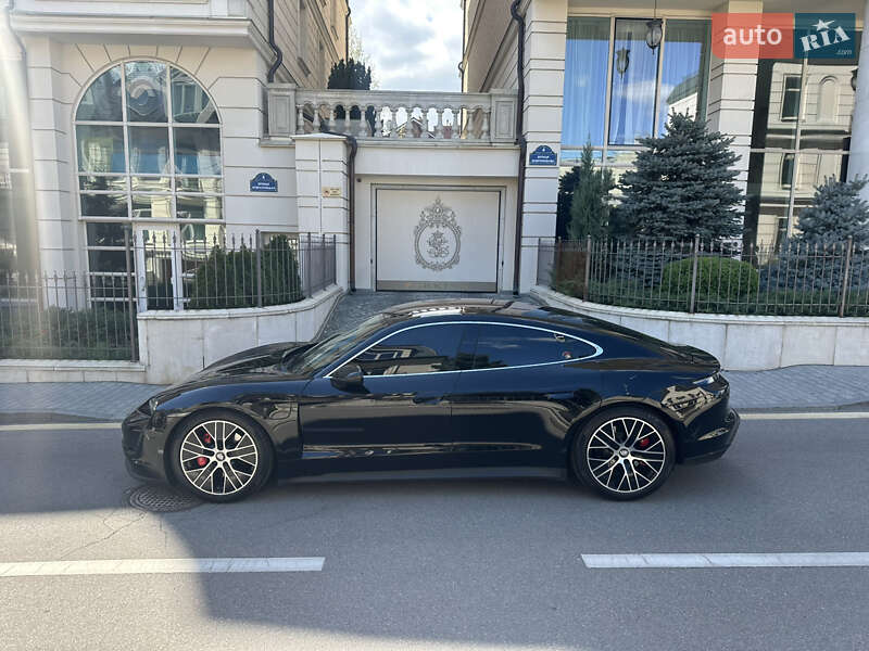 Седан Porsche Taycan 2022 в Киеве фото 15 Седан Porsche Taycan 2022 в Киеве